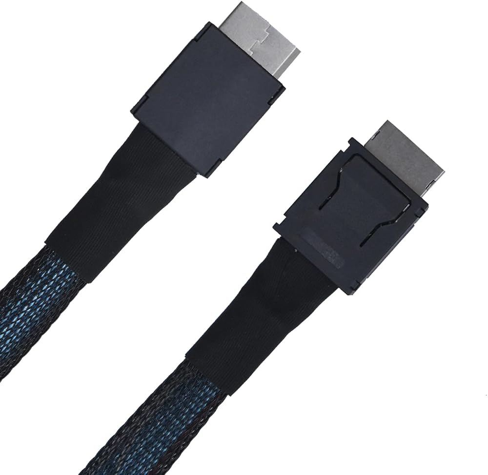 Ver especificaciones técnicas y precio actualizado de Cable OcuLink PCIe 4.0 SFF-8611 4i de 50 cm para Tarjetas Gráficas eGPU y Mini PCs de IA Local Fotografía técnica oficial de Cable OcuLink PCIe 4.0 SFF-8611 4i de 50 cm para Tarjetas Gráficas eGPU y Mini PCs de IA Local - Vista frontal con fondo neutro